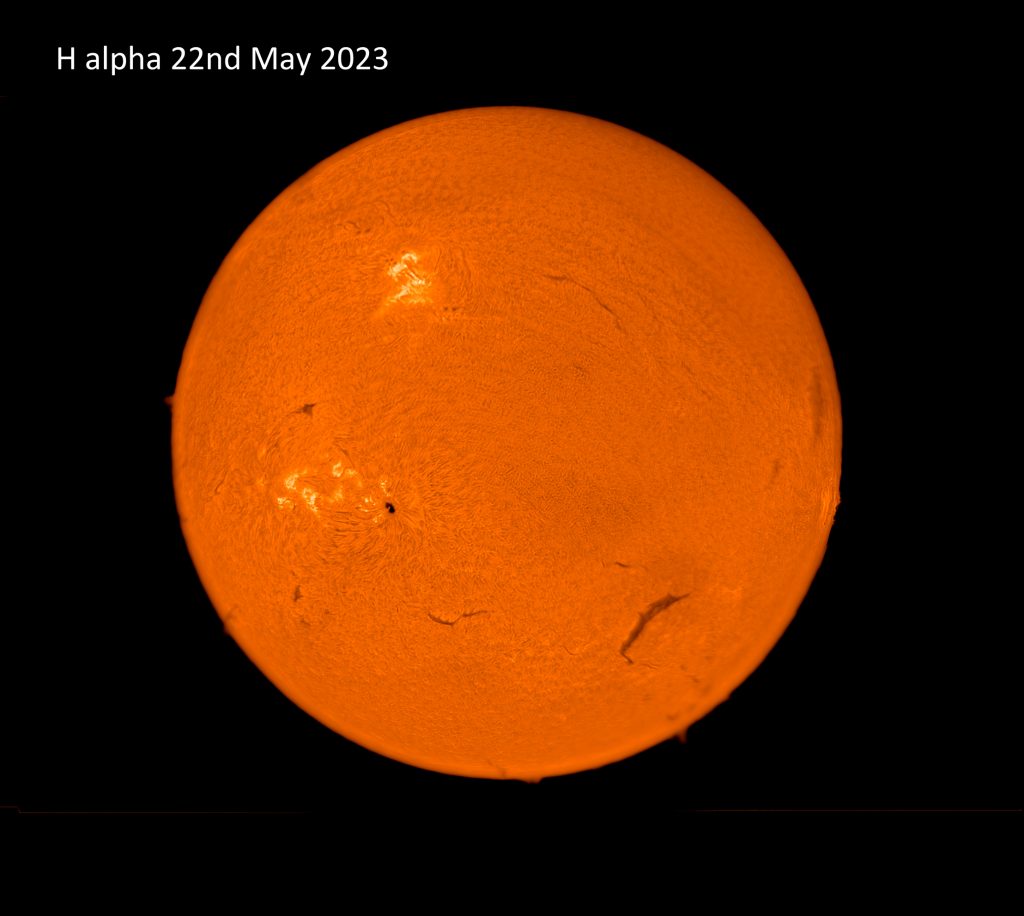 This image has an empty alt attribute; its file name is H-alpha220523-1024x916.jpg